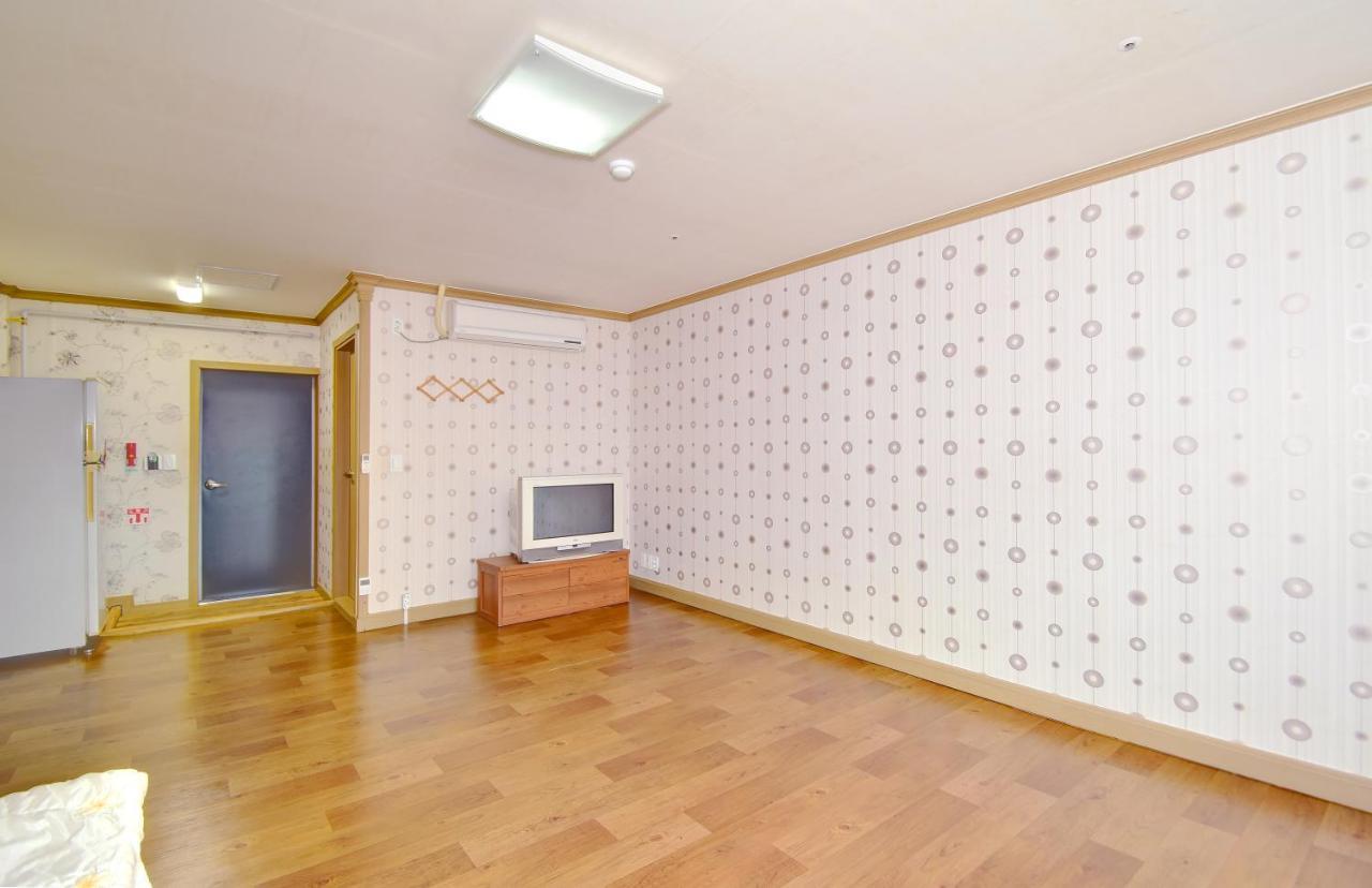 Sungbo Youth Hostel Mungyeong Dış mekan fotoğraf