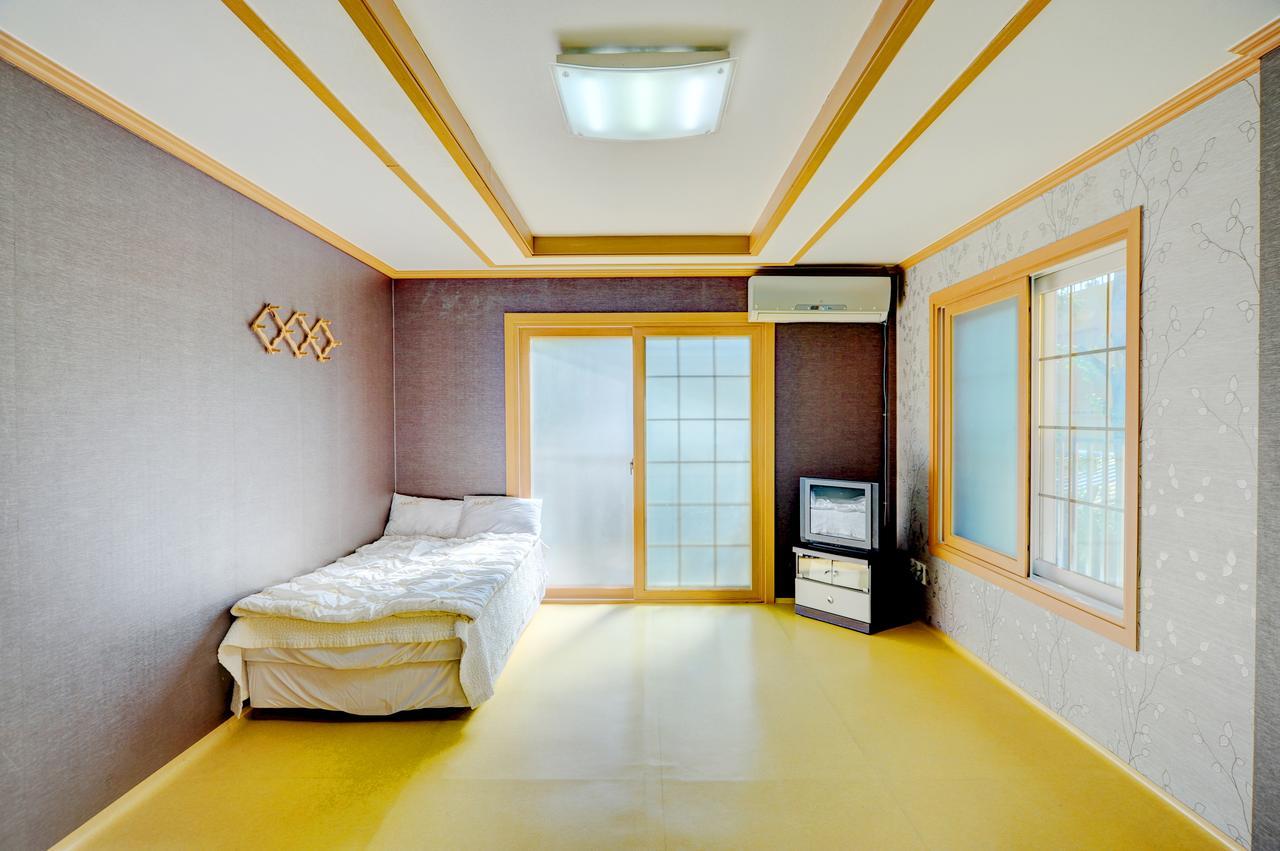 Sungbo Youth Hostel Mungyeong Dış mekan fotoğraf