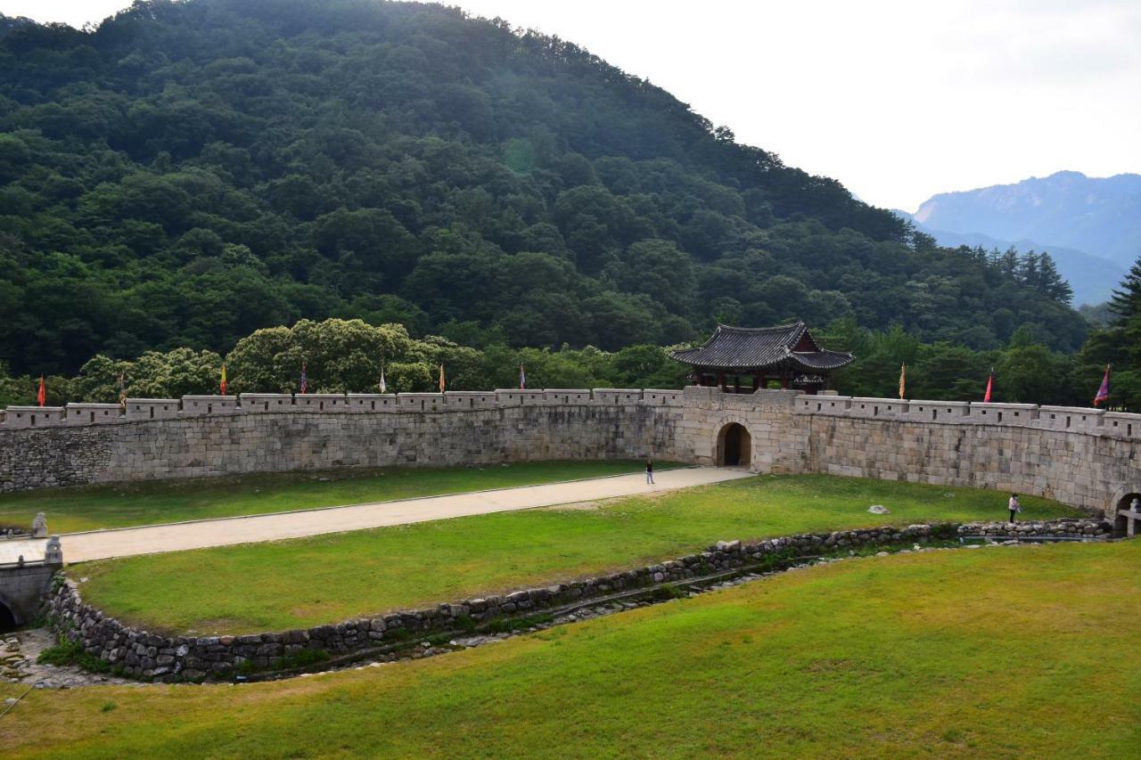 Sungbo Youth Hostel Mungyeong Dış mekan fotoğraf